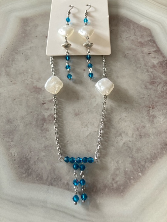 ✨✨BEV April Bundle✨✨ - Picture 1 of 14